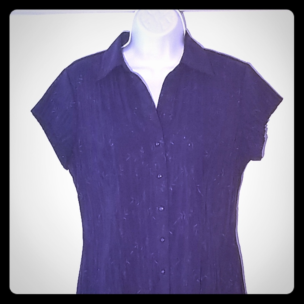 Short sleeved Button down blouse